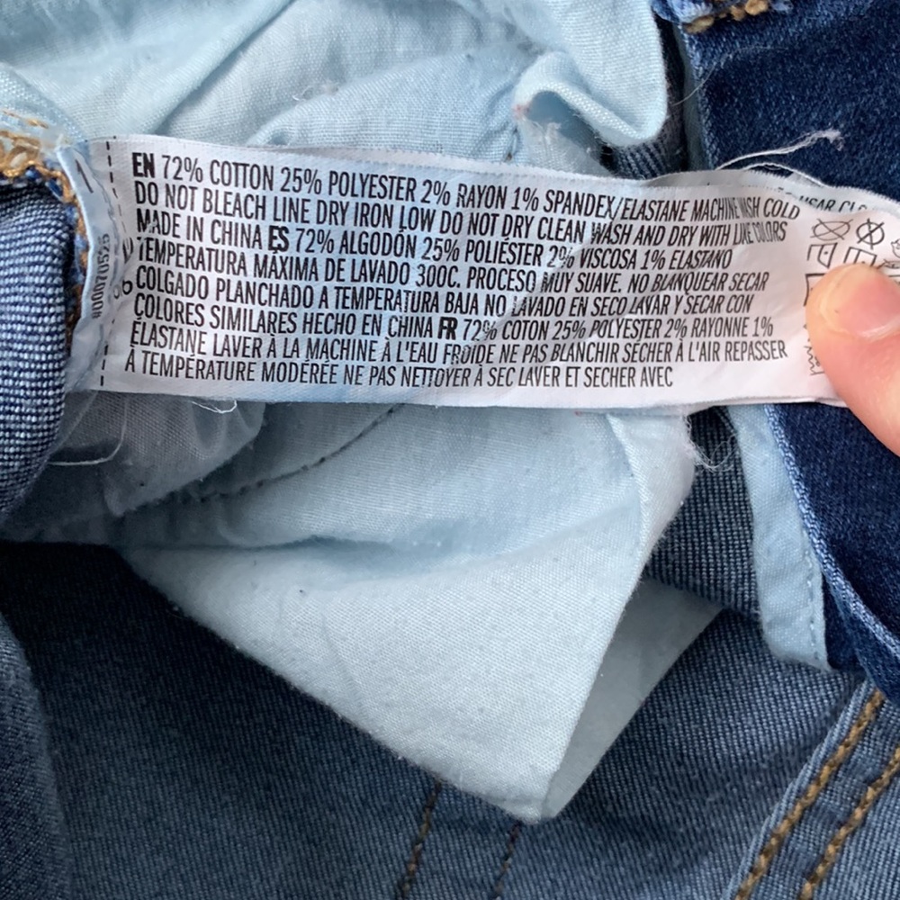 Forever 21 High-Rise Skinny Jeans - Picture 6 of 7